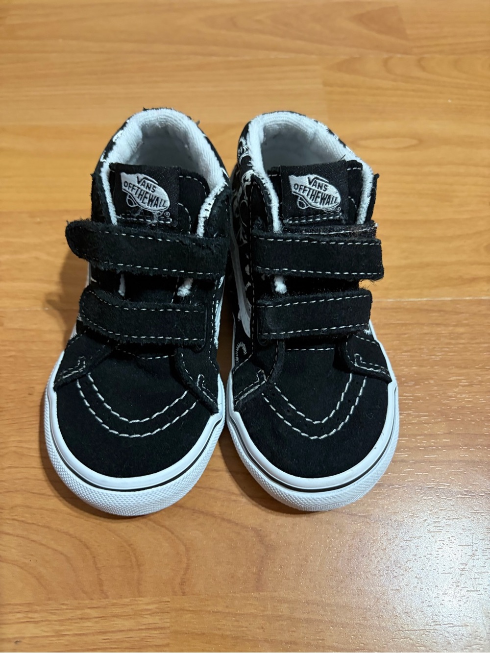 Vans LIKE NEW Toddler Black Velcro Sk8-Hi Style Sneakers Size 7.5